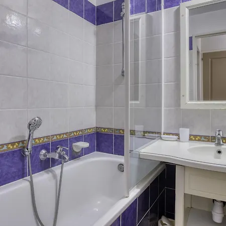 Les Rivages De Coudouliere-9 By Interhome